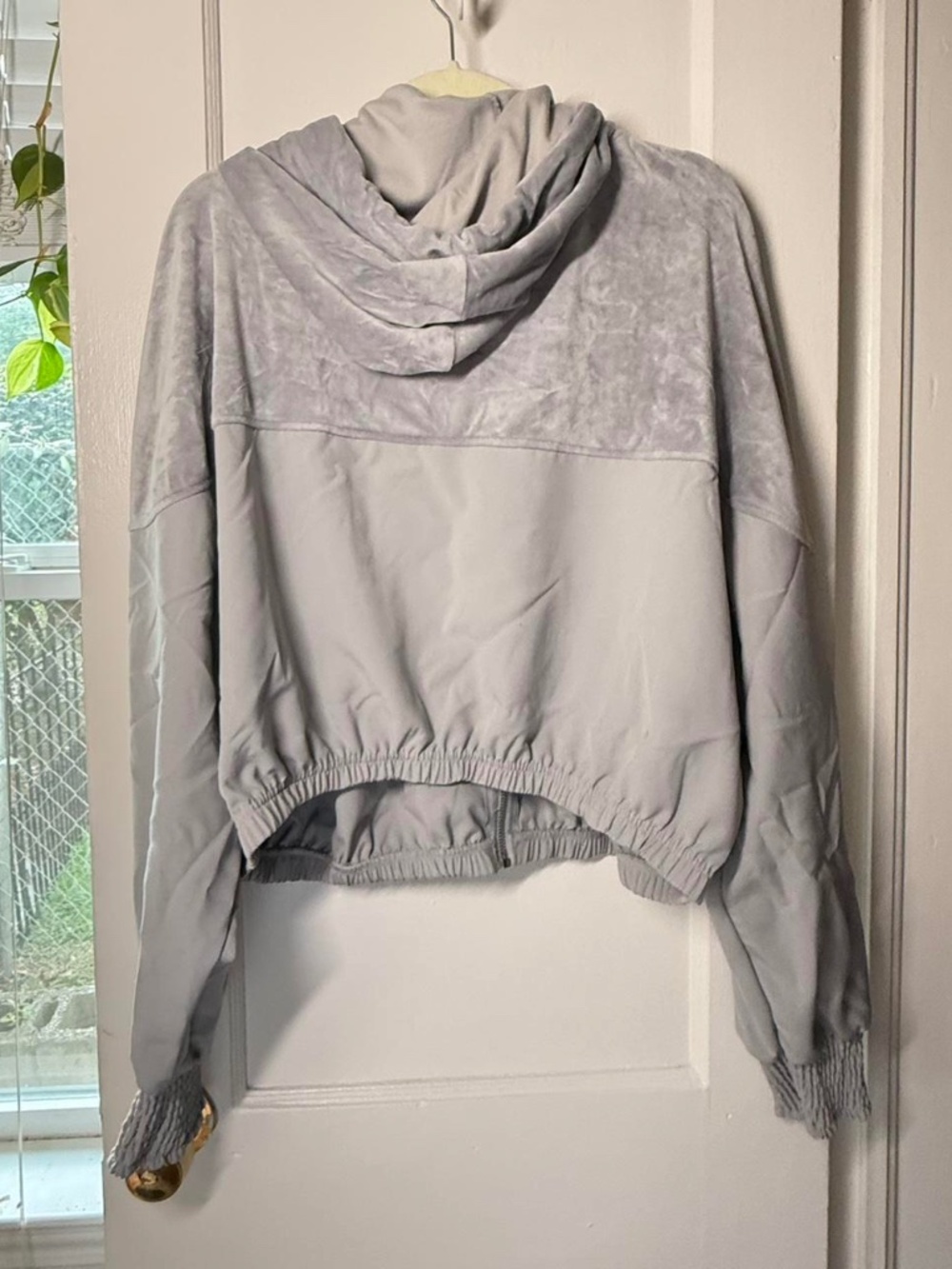 Premme Cropped Velvet Hoodie